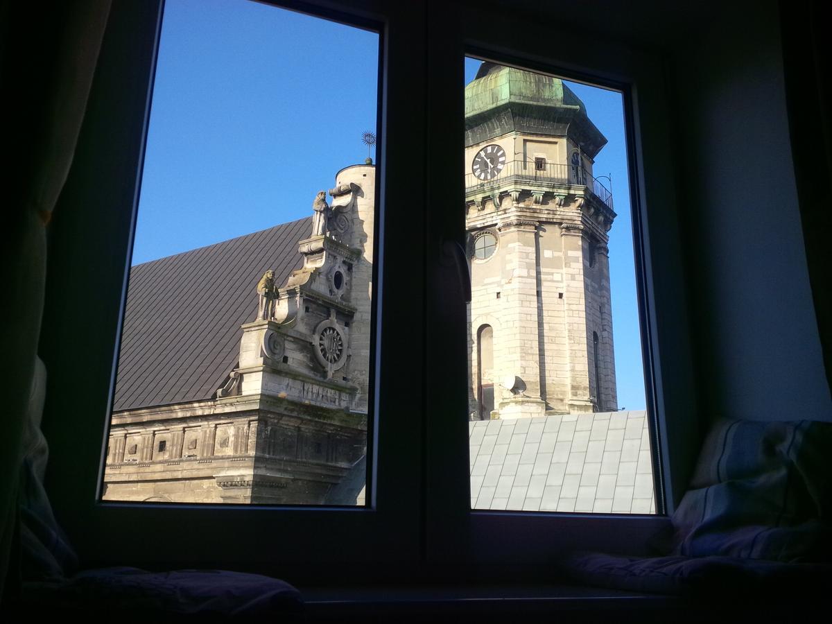Lviv Amazing Rooftop Apartment Ngoại thất bức ảnh